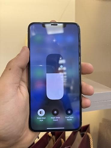 apple iphone xs: IPhone Xs Max, 64 GB, Gümüşü, Face ID, Simsiz şarj — 6