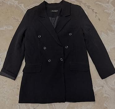 Qadın dəbli blazerlər – 3 rəng - Qara ikiqat düyməli blazer: klassik