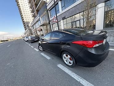 kia ceed motor: Hyundai Elantra sedan – qara rəng, AZ nömrə nişanı 99-GA-338 — 4