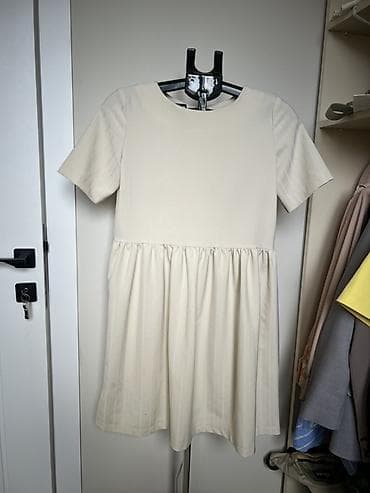 krem a e: Açıq bej rəngdə qısa əlbisə. Tikdirilib, alınmayıb. S M L rahat geyine — 1