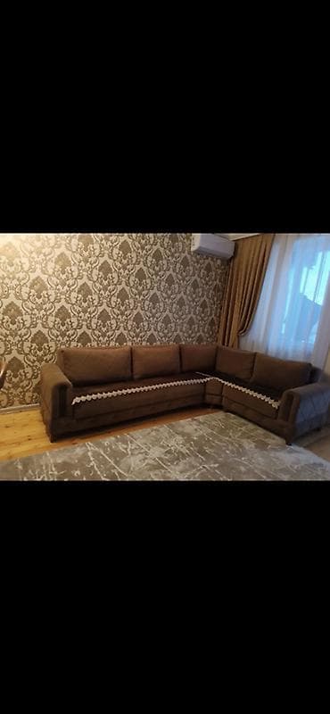 ad gunu stolu bezemek: Künc divan, Parça — 1