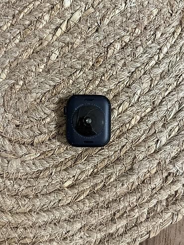 agilli saat: Apple Watch SE (2-ci nəsil) GPS, 44 mm – Qara/Space Gray alüminium — 3
