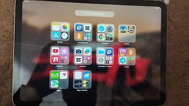 ipad m2 12 9: İşlənmiş Apple iPad 10 (2022), 10,9", 64 GB, Ödənişli çatdırılma — 2