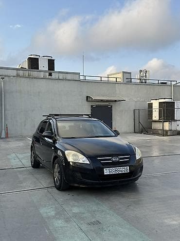 ceed: Kia Ceed: 1.6 l | 2007 il Hetçbek — 2