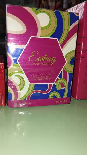 narkotik parfüm: Qadınlar üçün 4 müxtəlif Eau de Parfum seçimi: 1) Miss Cherie (Paris) — 7