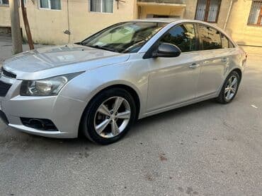 kia ceed 2010: Chevrolet Cruze: 1.4 l | 2015 il 226000 km Sedan — 2