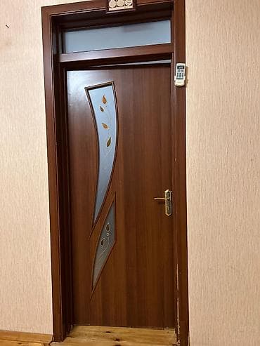 İki dənədi.İkisi 50 manat.Daxili otaq qapısı – taxta teksturalı at lalafo.az İki dənədi.İkisi 50 manat.Daxili otaq qapısı – taxta teksturalı