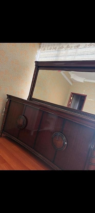 Комоды: С зеркалом — 1