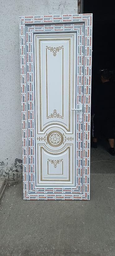 Yeni Plastik qapı Zamok və çərçivə ilə, Zəmanətli, Pulsuz quraşdırma, Pulsuz çatdırılma, Rayonlara çatdırılma, Ödənişli çatdırılma