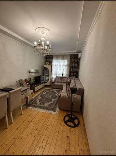 aile ucun kiraye evler 2023: 2 otaqlı mənzil – tam mebellə - Geniş və işıqlı zal: L formalı yumşaq — 1