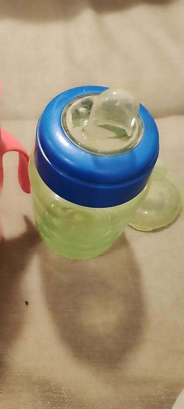 авент: AVENT
по 5 манат.
взявшему все 3 шт. отдам за 12 манат — 2