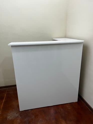 рабочий стол для телефона флай: Reception masası satilir. Ela veziyyetde. Olcusu 116*110 small — 1