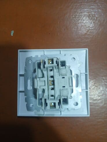 TECCO divar rozetkası - Tip: Yerüstü/əsaslı divar rozetkası, təkli