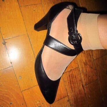 tangetka ayaqqabi modelleri: Продаются новые туфликожа,разм 36-37 .Цены : балетки 80 ман,черные — 4