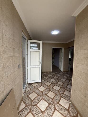 ev uzlukleri: 6 otaqlı, 150 kv. m — 18