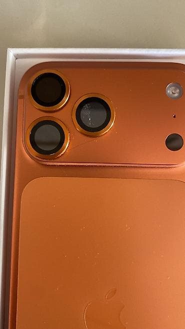 ipad 2 ikinci el: Iphone 17 pro max narinci. Yatdawi 256 GB. Arxa kamera qoruyucularini — 4