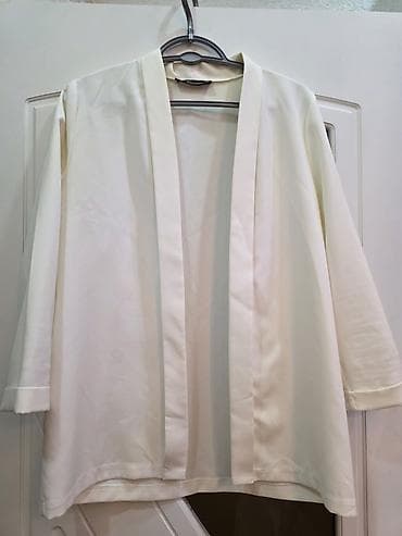 kurtka xl: Açıq krem rəngdə qadın kimono/üzəri açıq jilet - Model: düyməsiz, önü — 2