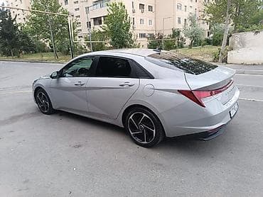 Продажа авто: Hyundai Elantra: 2 л | 2021 г. Седан — 7
