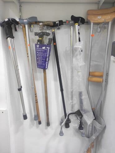 Yerimək üçün arabalar, çəliklər, əsalar, rollatorlar: Çəliklər. bir çox çeşidlər var — 1