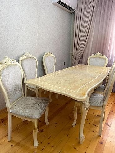 stul ev: Klassik üslubda yemək və qonaq otağı dəsti Tərkib: - Yemək masası + 6 — 1