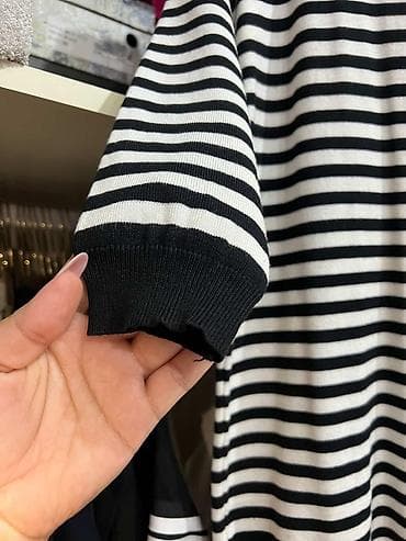 Toy paltarları və aksesuarları: Qara-ağ zolaqlı trikotaj paltar M L XL beden quruluşuna görə gedir — 2