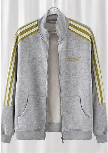 Boz rəngli idman üslublu jaket - Klassik “track” dizayn: çiyin və
