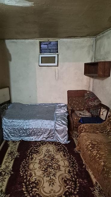 zabrat ev: Nizami Metrosuna 7_8 deqiqeliy mesafede Merkezi parkin yaxinliginda 1 — 4