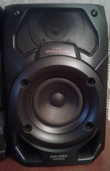 панасоник музыкальный центр: "Panasonic" musiqi mərkəzi satılır. 5 CD changer, iki kaset yeri, FM — 8