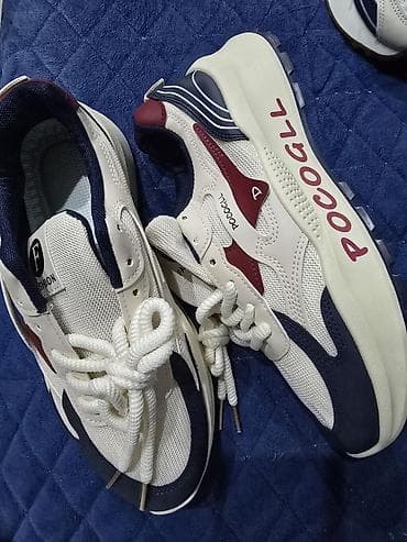 ağ ayaqqabi: Krossovka – “POCOGLL/Fashion” model • Ölçü: 40 (40 raz), “teze” • — 2