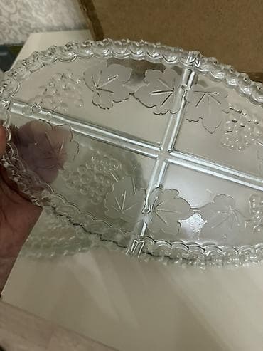 meyvə qablari: Şüşə servis qabı – bölməli, oval forma - Material: şəffaf şüşə - — 2