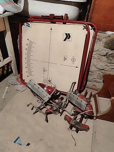 Razval aparatı Tərkibi: - Dairəvi dərəcəli dönər stol (turntable) – — 3