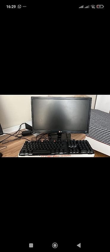 LG monitor + mexaniki klaviatura dəsti - Monitor: LG LCD/LED masaüstü