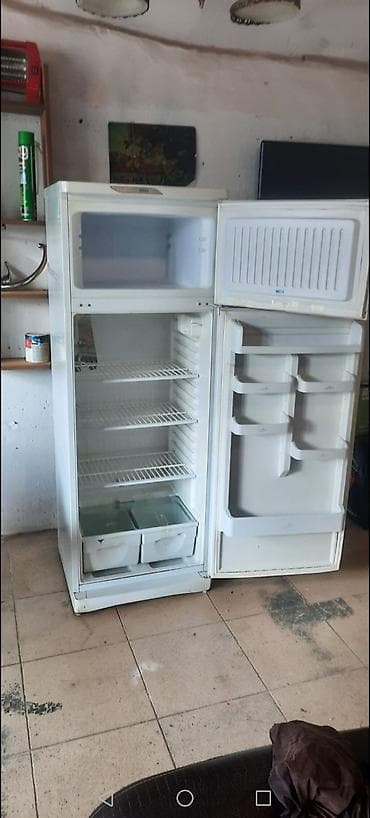 proyektor satisi: İşlənmiş 2 qapılı Stinol Soyuducu Satılır, rəng - Ağ, Dolab içi — 2