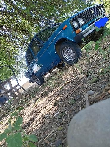 teker r17: VAZ 2106 sedan – klassik mavi rəngdə Xüsusiyyətlər: - Kuzov: 4 qapılı — 1