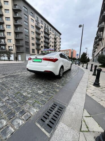 Kia: Kia Cerato: 1.6 l | Sedan — 5