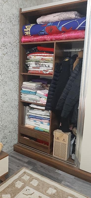 yatağa desti: İkinəfərlik çarpayı, Dolab — 4