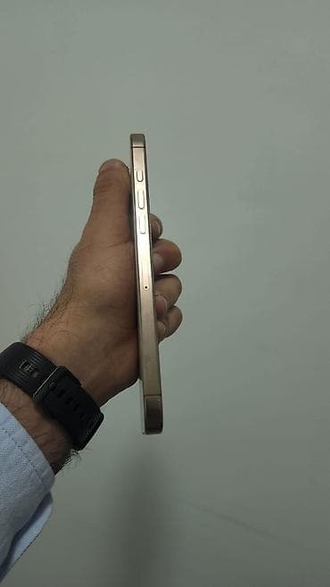 iphone s6: IPhone 16 Pro Max, 256 GB, White Titanium, Face ID — 7