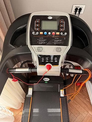 Turniklər və bruslar: Body Fit qaçış trenajoru - Elektron idarəetmə paneli: böyük LCD — 1