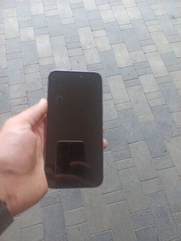 apple dubay: IPhone 14 Pro, Deep Purple, Face ID — 2