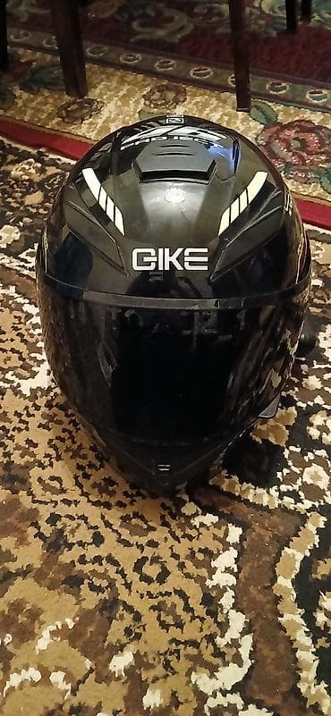 15 38 teker: Məhsul: GIKE tam üzlü motosiklet dəbilqəsi Xüsusiyyətlər: - Korpus — 1