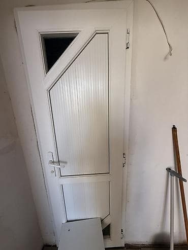 arı balı: PVC qapı dəsti - Material: ağ rəngdə PVC profil - Dizayn: iki fərqli — 1