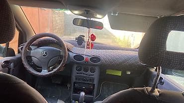 mercedes 160 a: Mercedes-Benz A-Class: 1.6 l | 1998 il Universal — 2