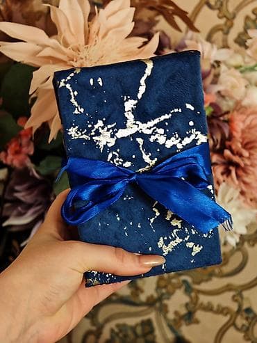 Другой декор и предметы интерьера: Подарочная коробка, цвет - Золотой — 10