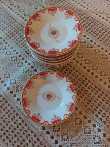 Nəlbəkilər, rəng - Qırmızı, Keramika