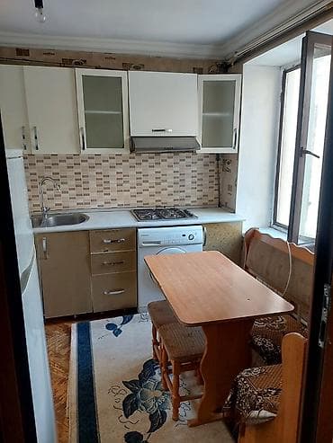 2 otaqlı mənzil – mətbəx mebelli və texnikalı - Plan: ayrılıqda 2