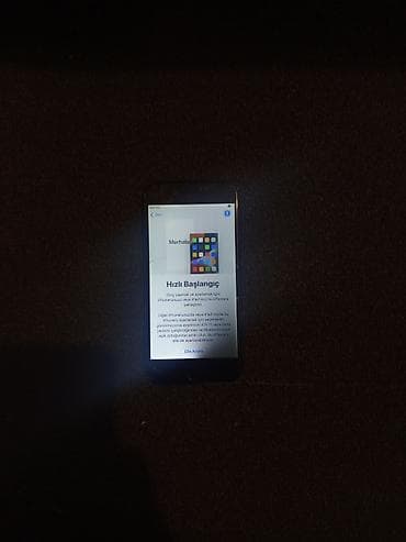 ayfon 4 kameralı: IPhone 7, 128 GB, Qara, Qırıq — 4