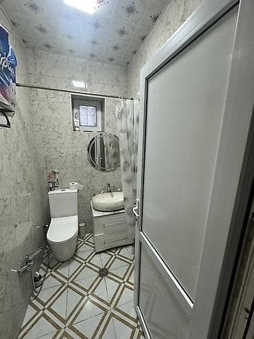 a frame ev: Albali marketin arxasi,aida parknan uzbe uz kuce,ancag aileye verilir — 10