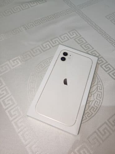 iphone 11 qutusu: IPhone 11, Ağ, Face ID — 3