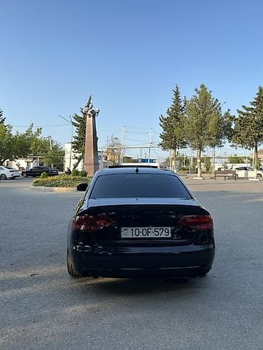 Audi: 🚘 TƏCİLİ SATILIR! Audi A4 — baxımlı və səliqəli vəziyyətdədir. Maşın — 2