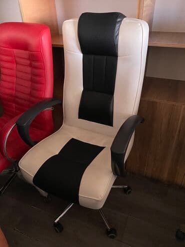 topdan saat: Yeni, Təkərli, Qolları tənzimlənir, Dəri — 23